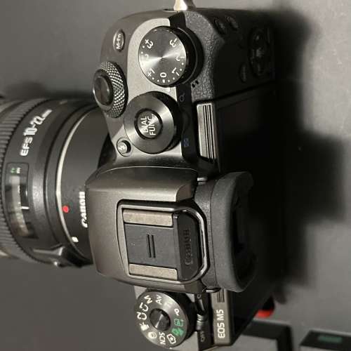 Canon EOS M5 + EF-S 10-22mm + M-EF接環