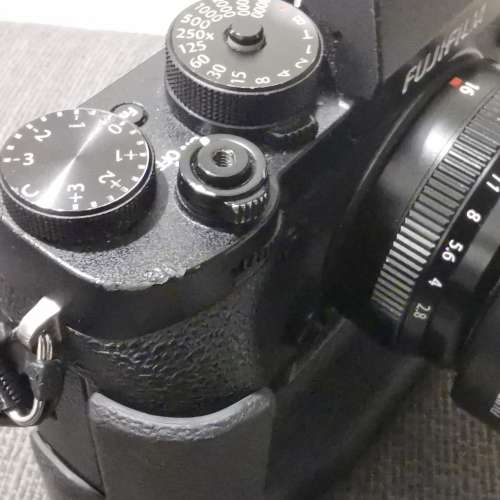 fujifilm xt2 body + 16mm f2.8 + 原装直倒