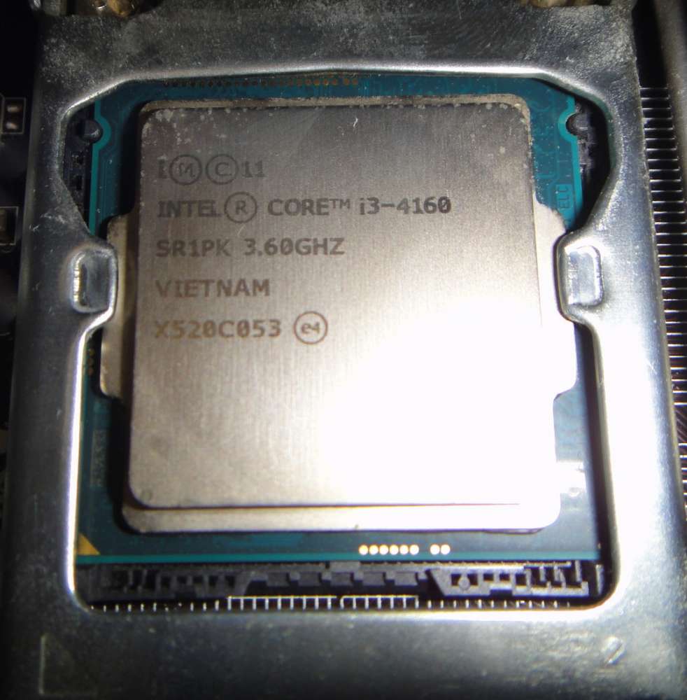 Intel® Core™ i3-4160 處理器- 3.60 GHz Socket 1150 - 二手或