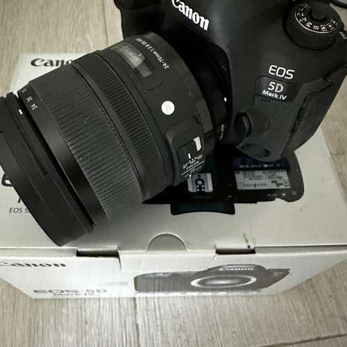 98%超新、零花痕、只用過4-5次 ：Canon EOS 5D Mark IV 數碼單反相機 (淨機身)