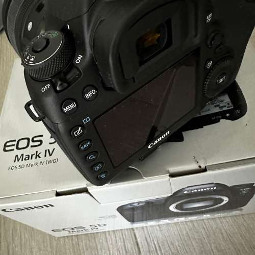 98%超新、零花痕、只用過4-5次 ：Canon EOS 5D Mark IV 數碼單反相機 (淨機身)