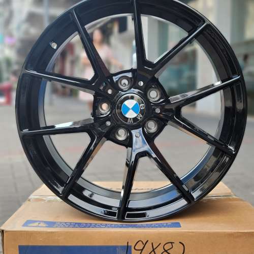 全新貨 18吋寶馬鋼琴黑色 一套
