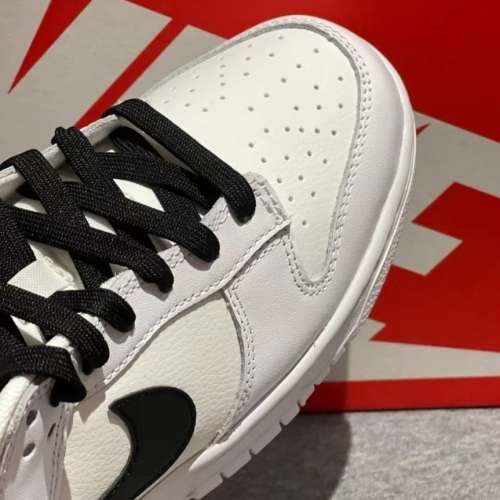 Nike Dunk Low Retro