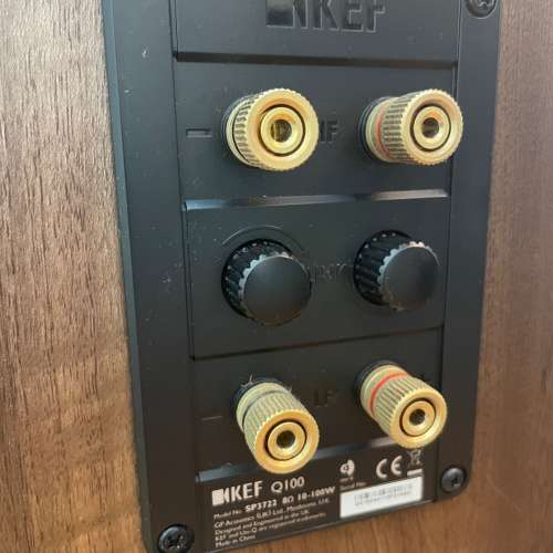 KEF Q100 書架喇叭（桃木色）