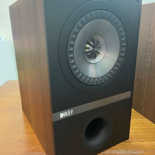 KEF Q100 書架喇叭（桃木色）