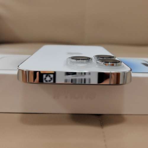 I phone 14 pro (256gb)