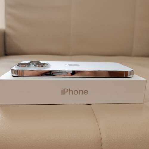 I phone 14 pro (256gb)