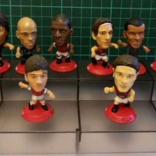 2002 年限量版可口可樂球星模型公仔coca cola limited football player figure