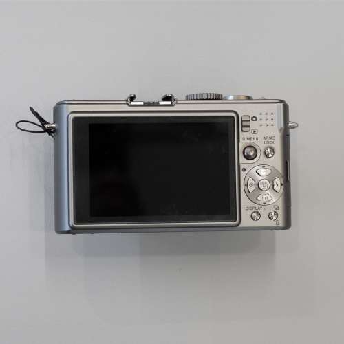 Leica D-Lux 4 Titanium Edition with Paul Smith Alligator Case