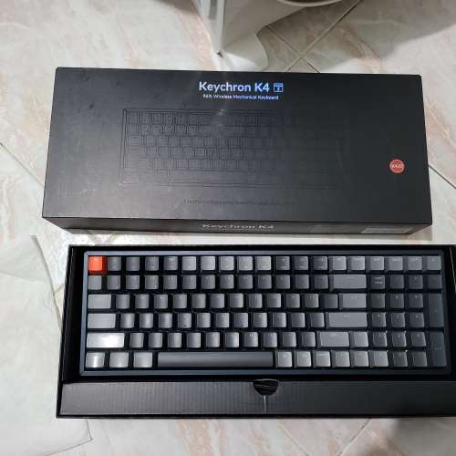 Keychron K4 keyboard (wireless)
