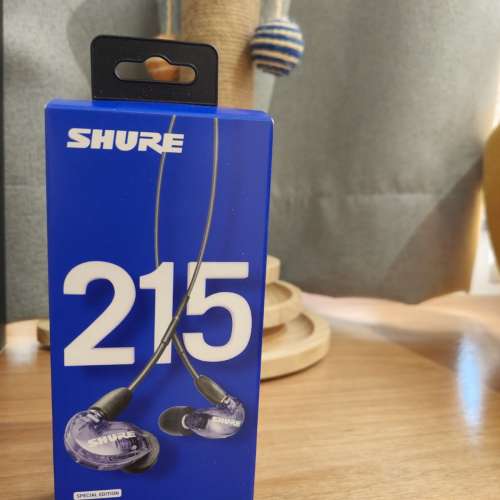Shure SE215 sound isolating earphone special edition