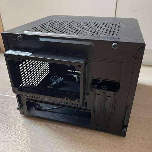 COOLER MASTER Elite 110A ITX HTPC 電腦機箱