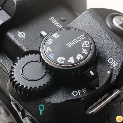 Olympus E-300 Body(使用次數少，Shutter數 不多於2仟)同Leica M8 M9 用同一粒 Kod...