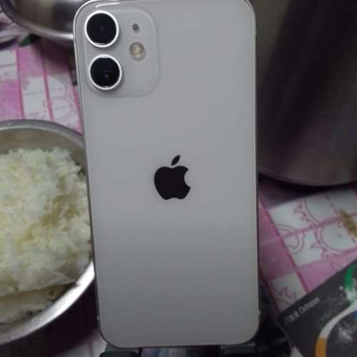 iphone 12 min 126 gb 白色