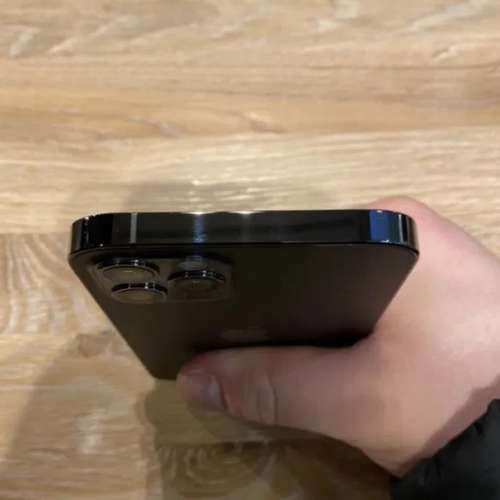 Apple iPhone 12 Pro Max 128G 6.7寸大螢幕，5G 雙卡雙待機，可同時是用兩張實體卡...