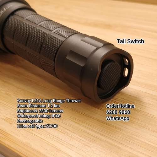 遠程戰術電筒 2300流明/1.2km.配原廠腰套,5000 mAh鋰電池，2A快速充電器。Flashligh...