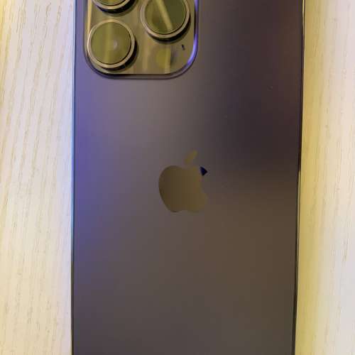 IPhone 14 Pro Max 256GB 暗紫色。
