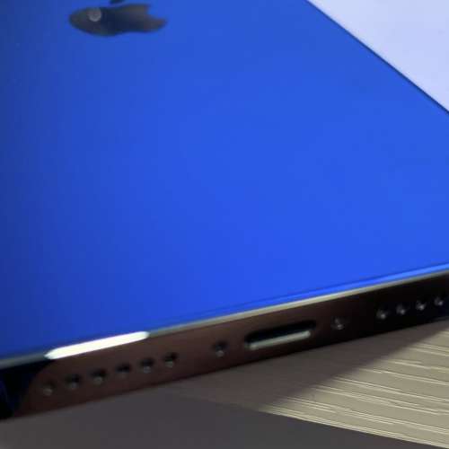 IPhone 14 Pro Max 256GB 暗紫色。