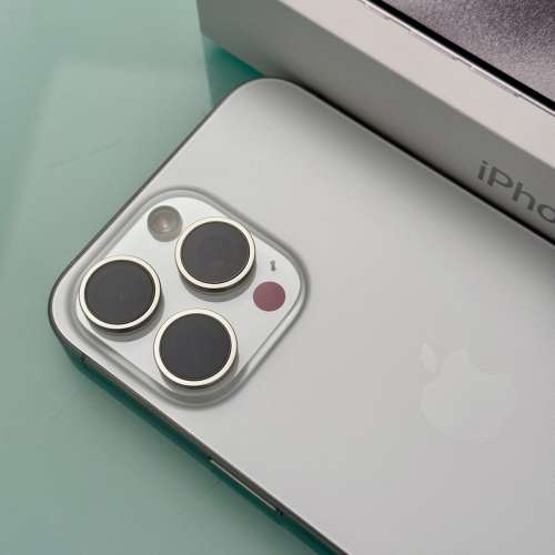 iPhone 15 Pro Max 256GB 白色(99.9新）