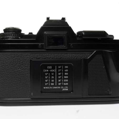 Minolta X-700 35mm SLR Film Camera 50mm f/1.7 Lens