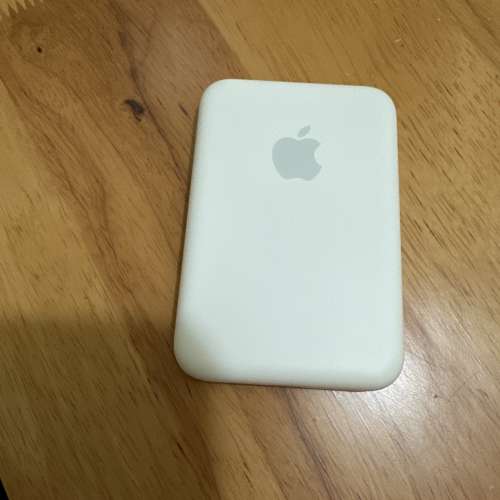二手80 ％新 Apple Battery Pack MagSafe