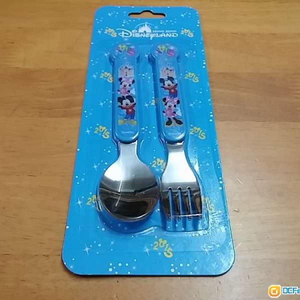 正品 香港迪士尼 全新 米奇米妮 圓湯匙 四齒叉一套2枝 Minnie Mouse