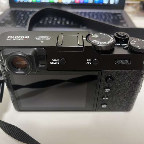 Fujifilm X100V (90%+ new)