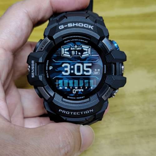 Casio G-Shock GSW-H1000-1 (黑/藍) Smart watch (香港行貨)