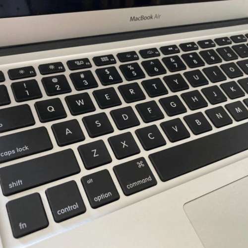 MacBook Air 2015 13”, i5, 4gb, 128g