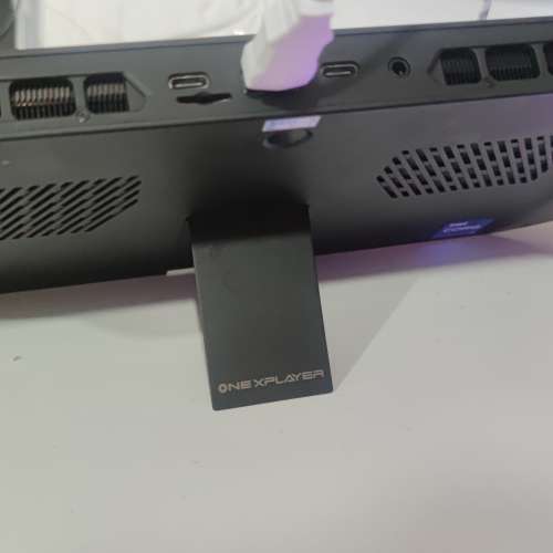 One x player s1 8.4吋 可運行3a大作流暢 新機價8000元 9成新 現放4700