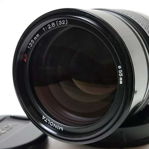Minolta AF 135mm f2.8 A-mount lens