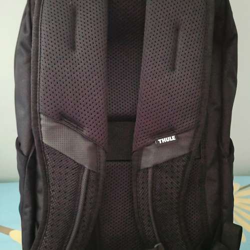 Sell: 100% New THULE 20L