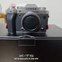 Fujifilm X-T5 with XF16-80mm f/4 Kit 銀色