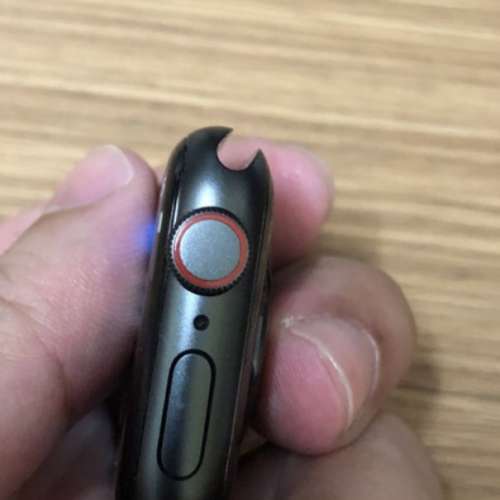 Black - Full set 99% new Apple Watch SE 1 40mm lte battery 94% one months warran