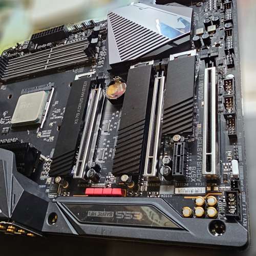 Gigabyte x570 Aorus Master 及 AMD 5800X