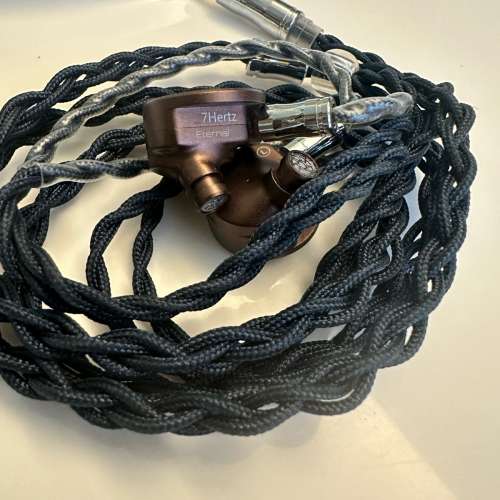 7hertz eternal 單動圈 連2.5mm線