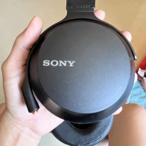Sony MDR Z7M2