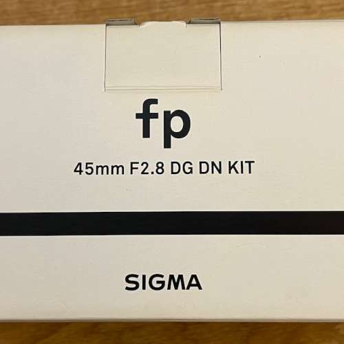 Sigma fp + 45mm f2.8 kit 99% 新