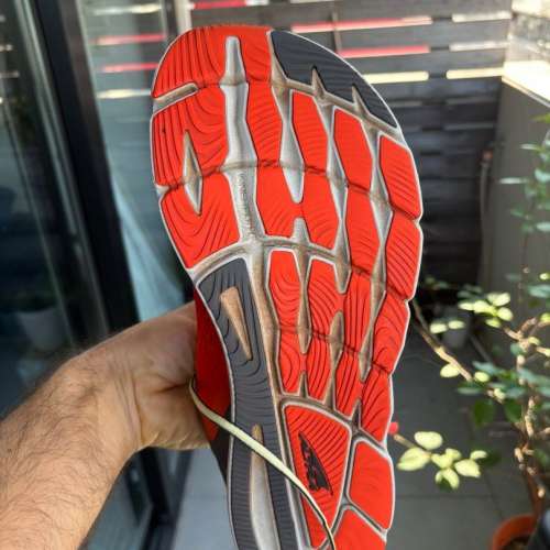 新淨全正常 橙色休閒鞋運動鞋跑步鞋 HOKA Altra Men&rsquo;s Torin size 46 EU46 orange...