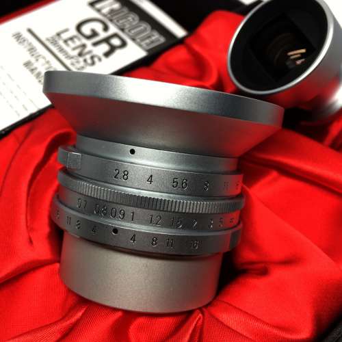 RICOH GR Lens 28mm F2.8 Silver LTM set