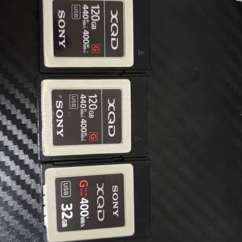 Sony XQD 記憶卡 (120G x2, 32G) + Sony讀卡器