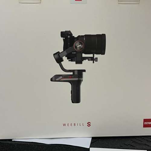 99% new ZHIYUN 智雲 Weebill S 攝影 穩定器 + 額外2粒電