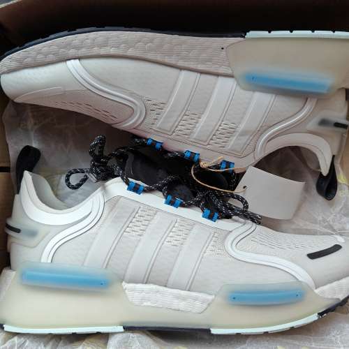 Adidas NMD v3 white/grey/blue size 43