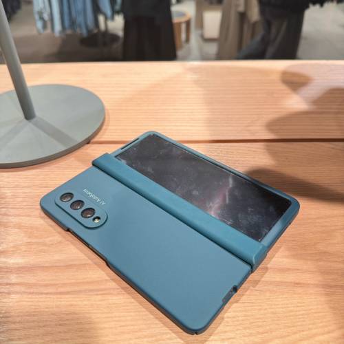 Samsung  fold 3 12+512