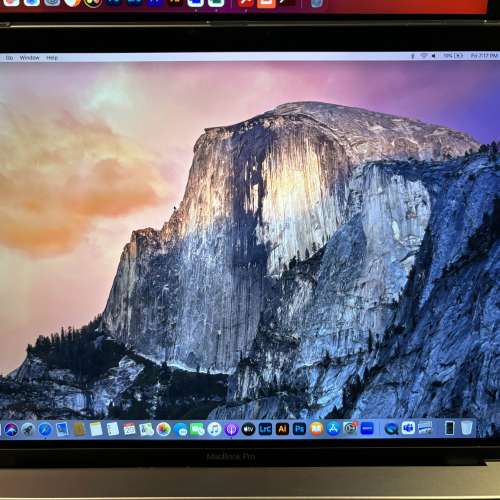 Macbook Pro 15-inch 2017 256G