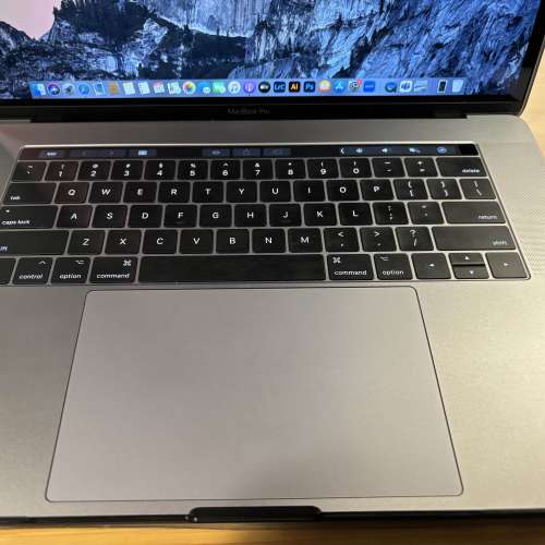 Macbook Pro 15-inch 2017 256G