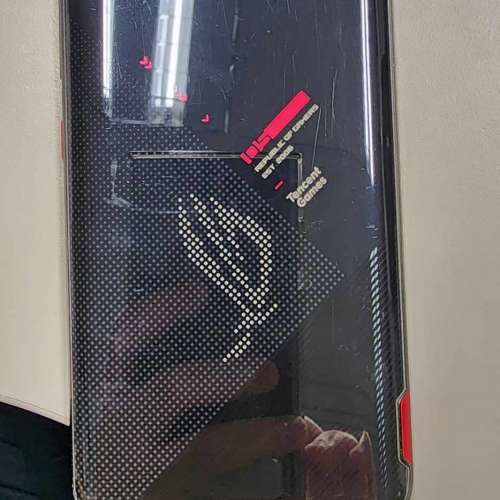 rogphone5 128gb 爆mon 不影響使用 平放