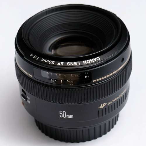 Canon EF 50 1.4 USM