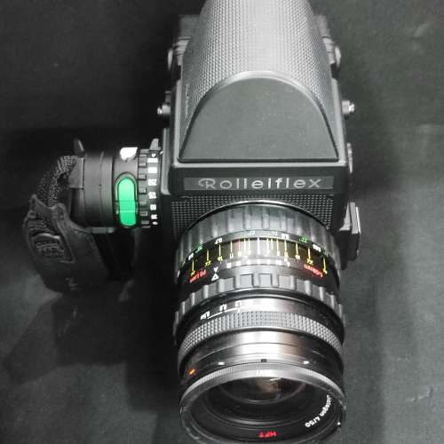 Rolleiflex 6008 integral body + 50 / 4 Distagon HFT PQ Lens