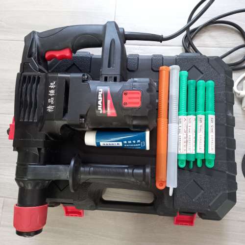 B&D角磨機連 打磨，金屬.，石材，木，鋸片$150；隹普油壓電鑽電錘二用+4把石屎鑽+2...